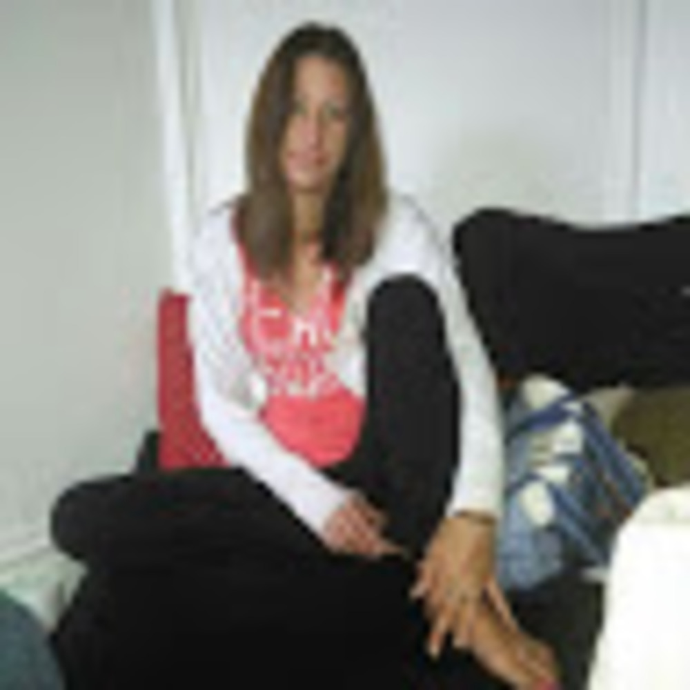 Meet your Posher, Hollie